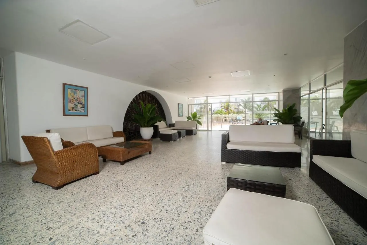 Cozy Apartment In El Laguito Картахена