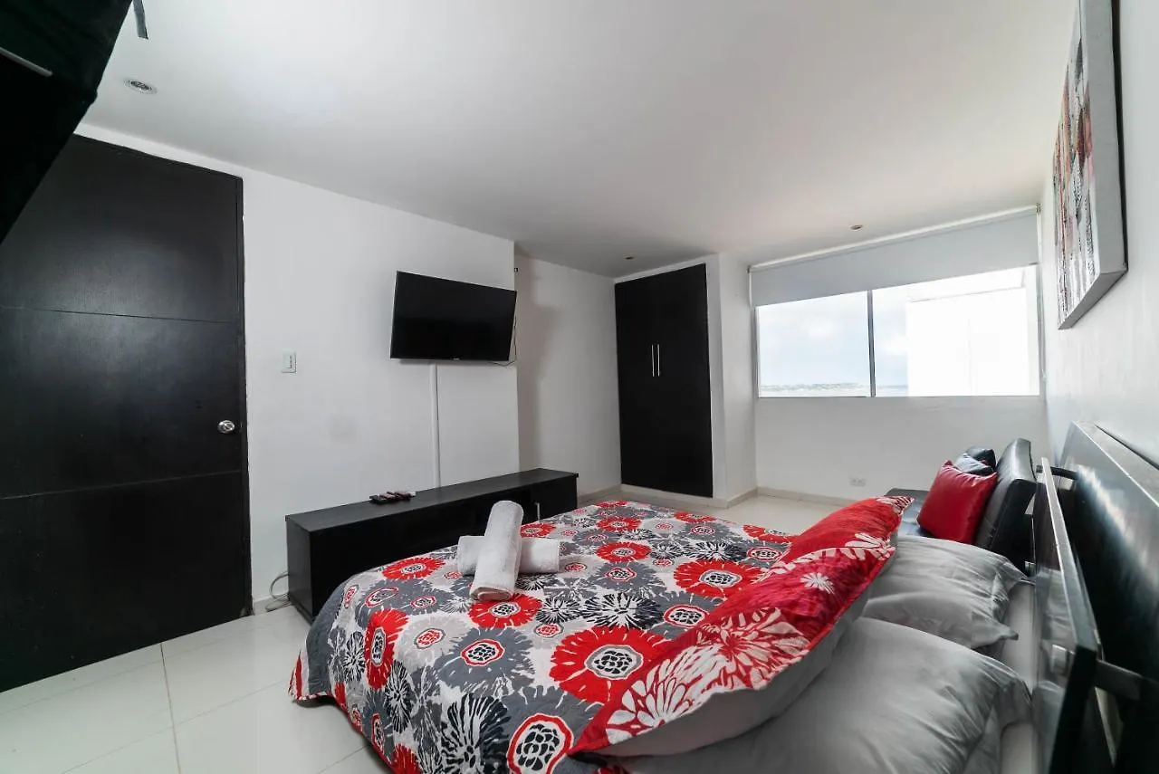 Cozy Apartment in El Laguito Cartagena