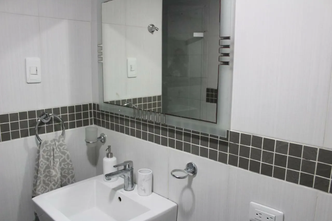 Cozy Apartment in El Laguito Cartagena